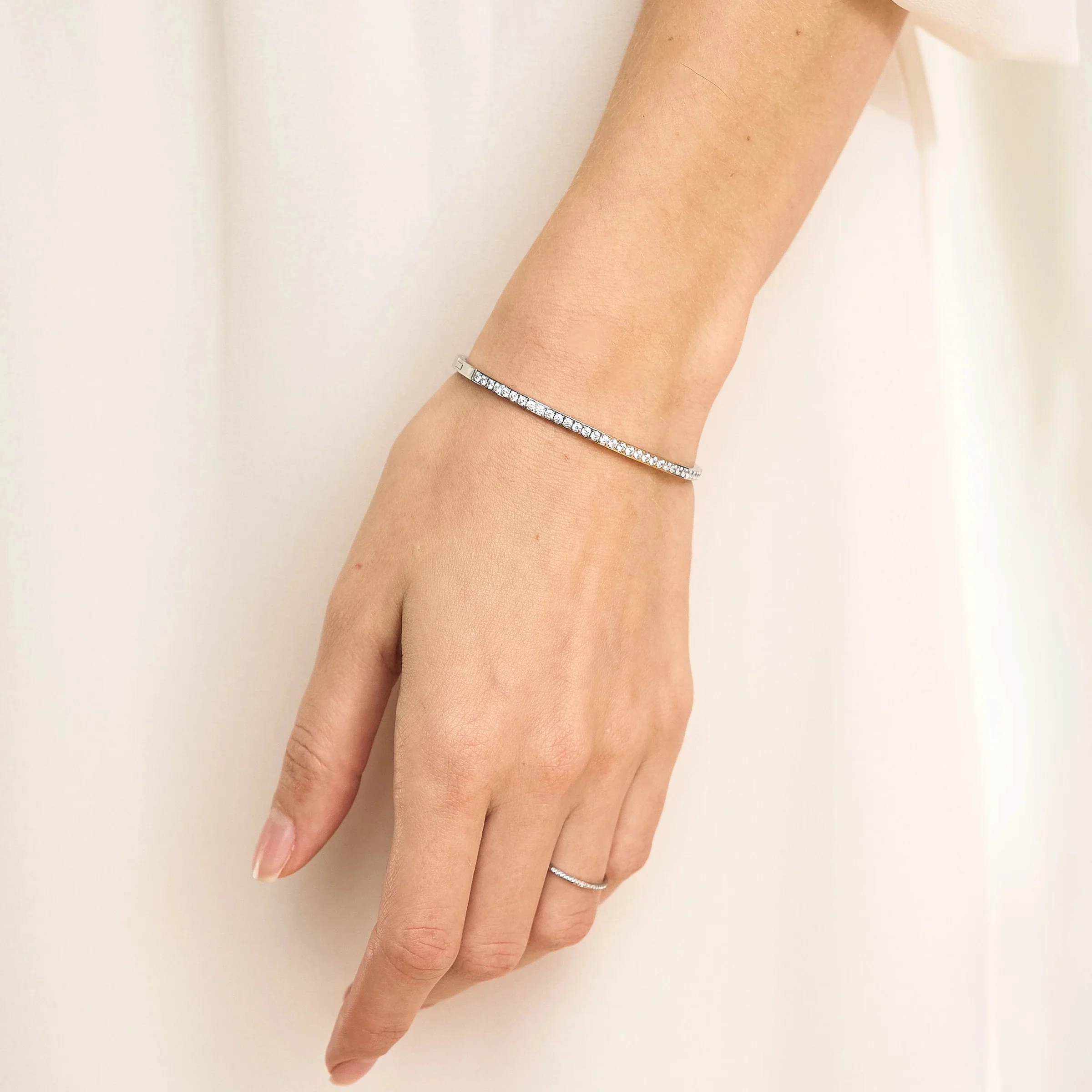 Dainty Sparkle Bangle Silver - Image 3