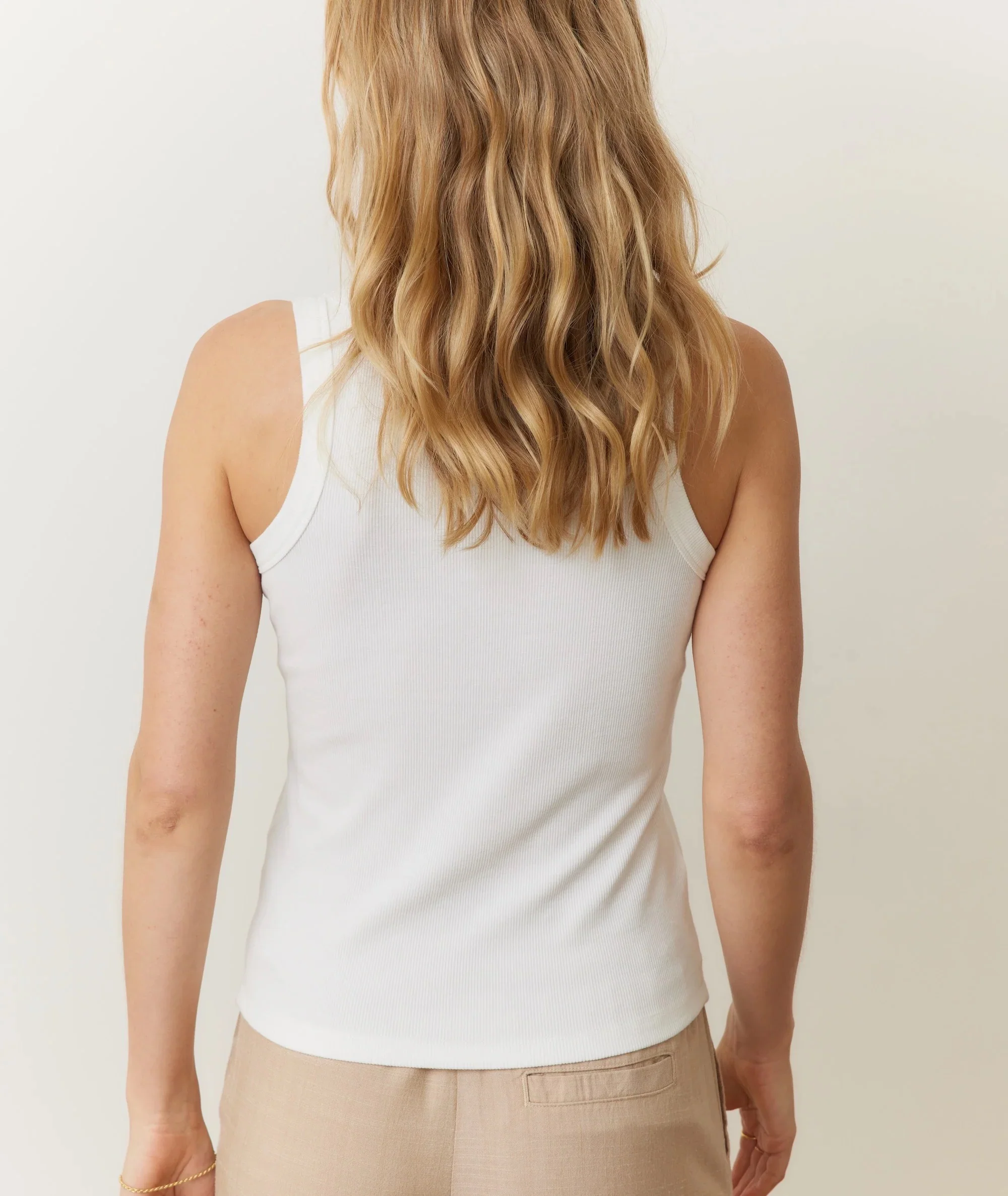 Lexi Rib Sun-In Tank White - Image 2