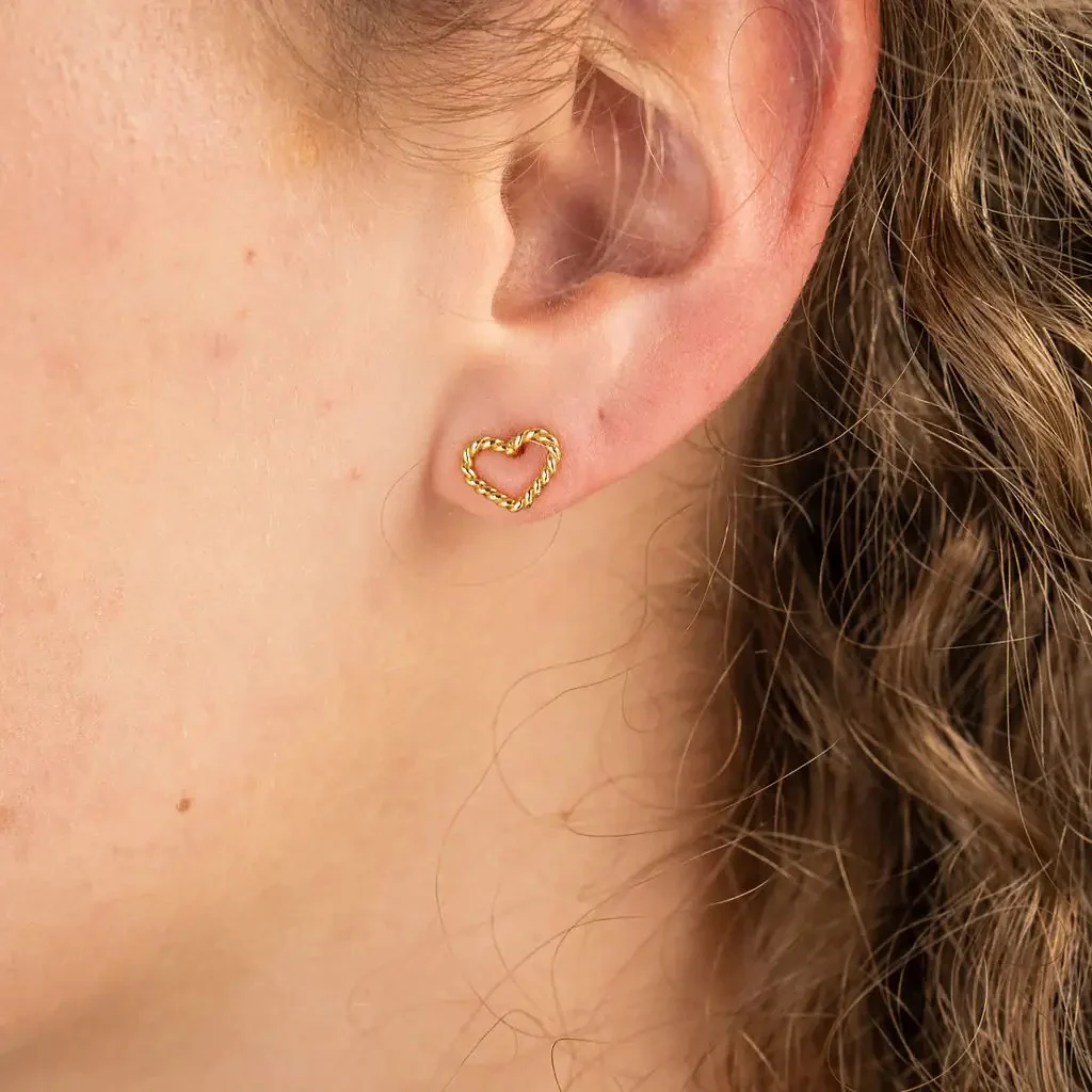 Open Heart Studs Gold - Image 3
